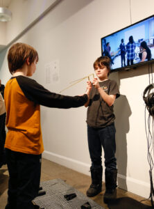 11_WEB_Vernissage_Pierre_et_Valarian_Dec_2023