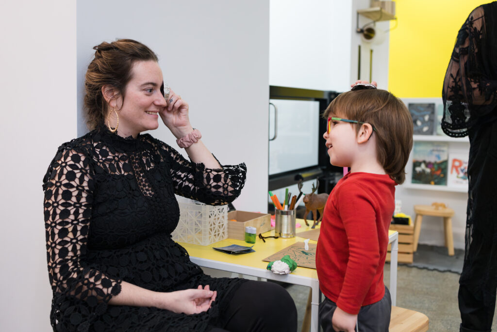 brigade du fun. Exposition. vernissage de natalie birecki, sarah f maloney et amélia tremblay